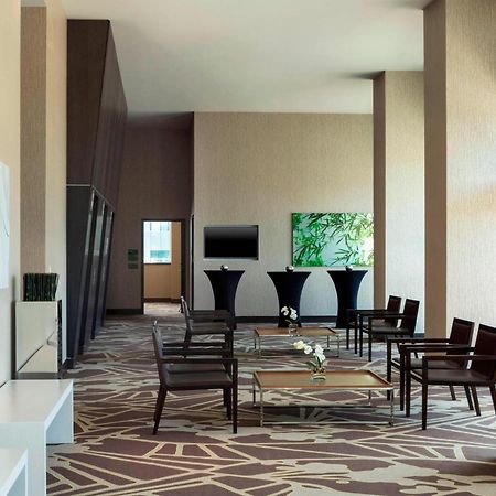 Element By Westin Vancouver Metrotown Бърнаби Екстериор снимка