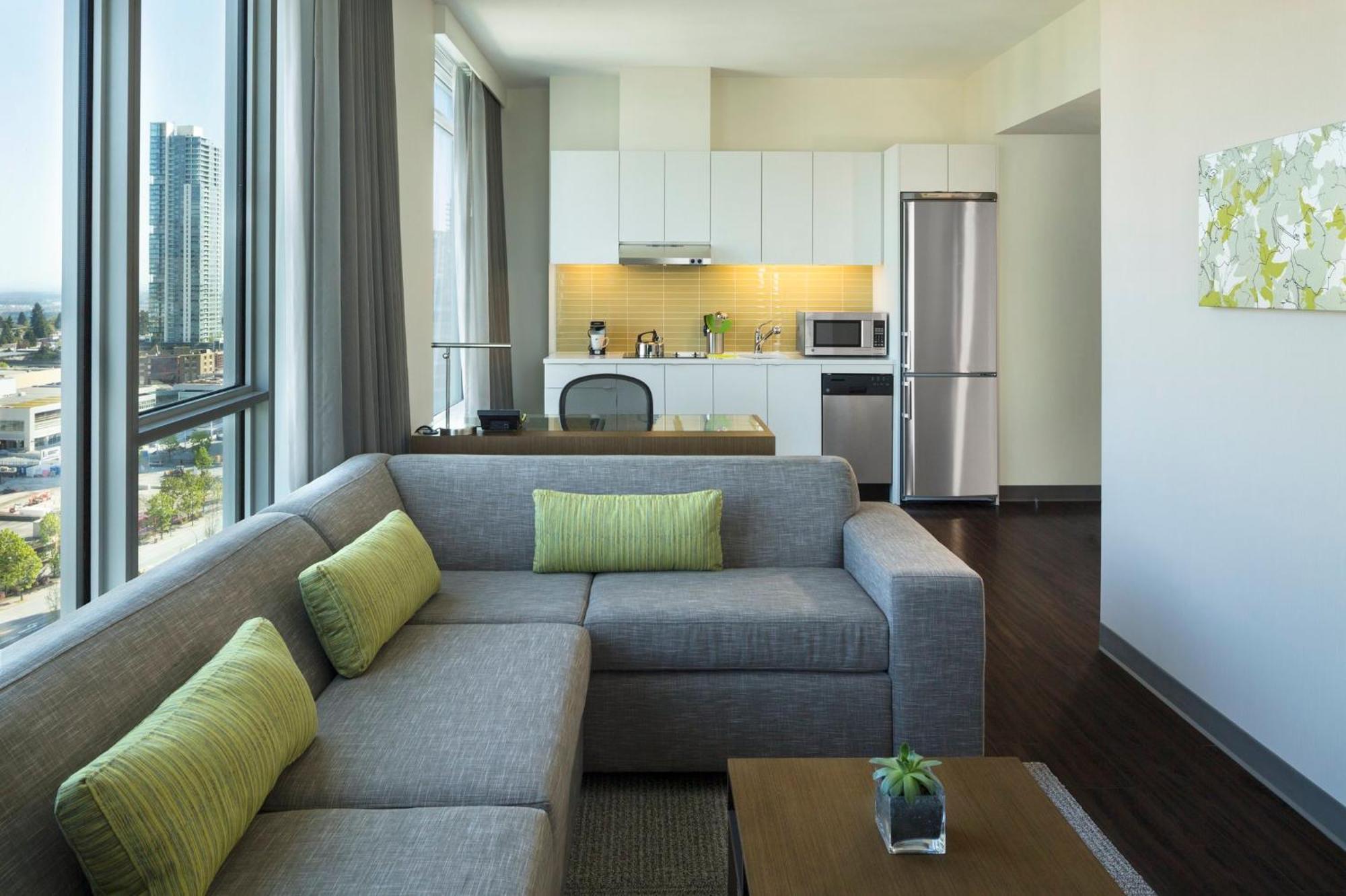 Element By Westin Vancouver Metrotown Бърнаби Екстериор снимка